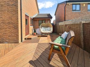 Photo 21- click for photo gallery